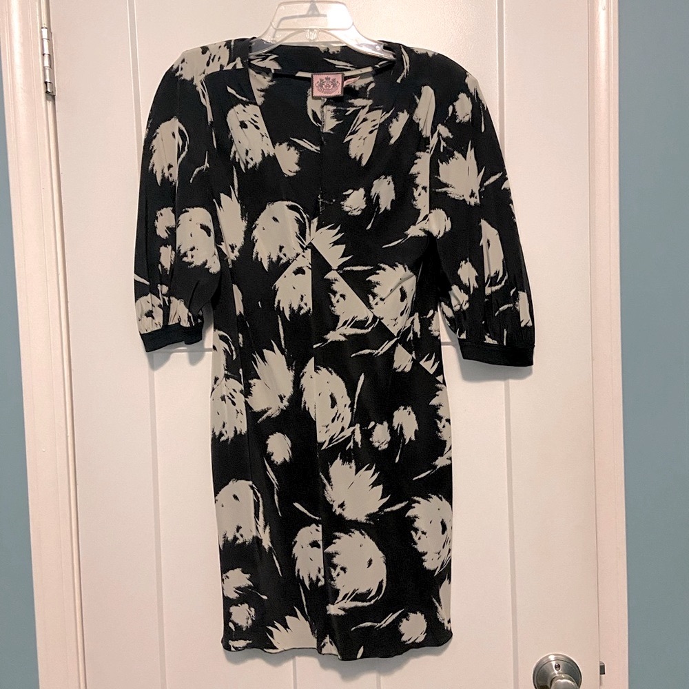 Juicy Couture short shift dress